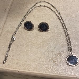 Marlins hat like new and jewelry set